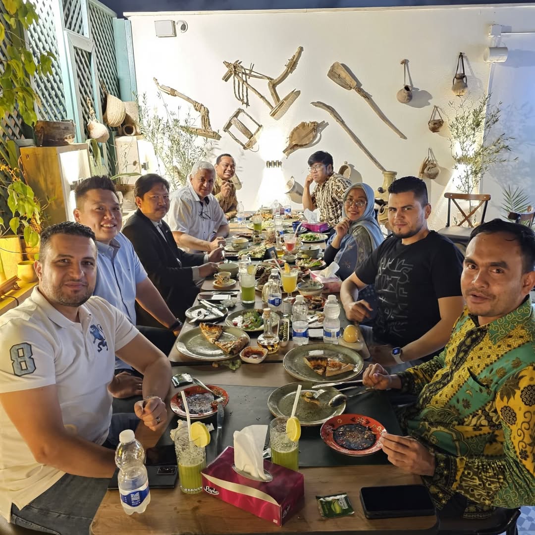 Dinner Invited From Libya Buyer , May2024.jpg